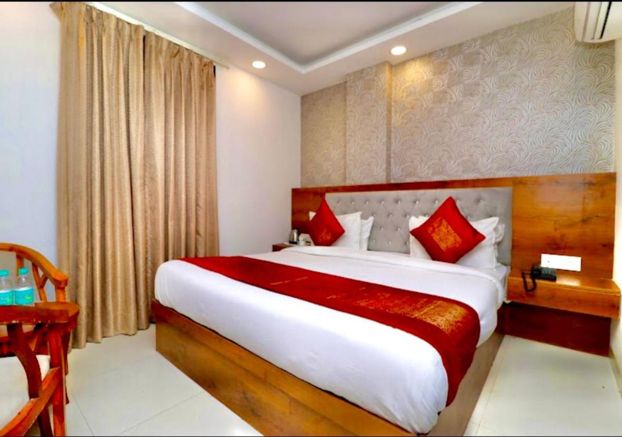 Hotel The Glory Near Delhi International Airport Nowe Delhi Zewnętrze zdjęcie