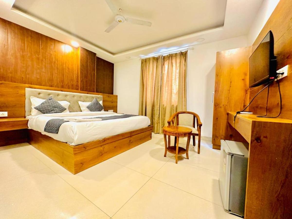 Hotel The Glory Near Delhi International Airport Nowe Delhi Zewnętrze zdjęcie